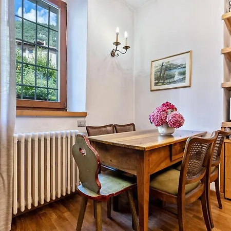 Casa Nel Borgo Iris Apartment